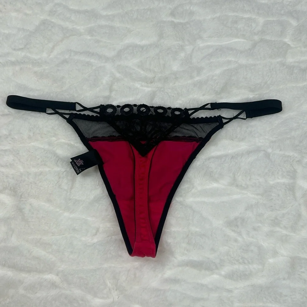 2012 Y2K Vintage Victoria’s Secret Thong Panty S